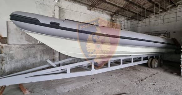 Fshehu mjeti lundrues me qëllim trafikimi, arrestohet 52-vjeçari në Vlorë