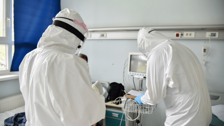 Një i vdekur dhe 13 raste të reja me Covid në Kosovë