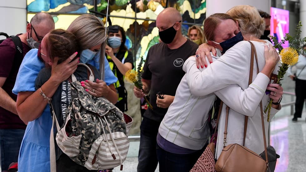 Ribashkime mes lotësh në aeroportin e Australisë, rihapen kufijtë pas 600 ditësh