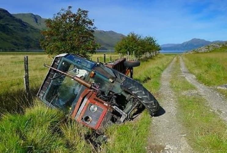 Humb kontrollin e zetorit dhe del nga rruga, humb jetën drejtuesi
