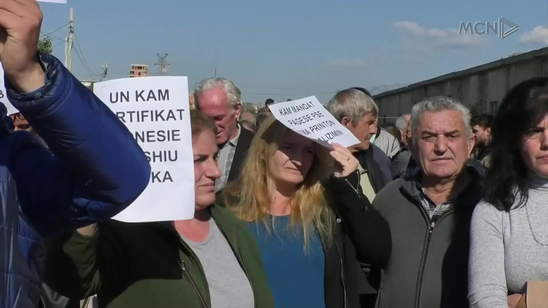 “Shpagim për ata që pengojnë Bashkinë” (VIDEO)