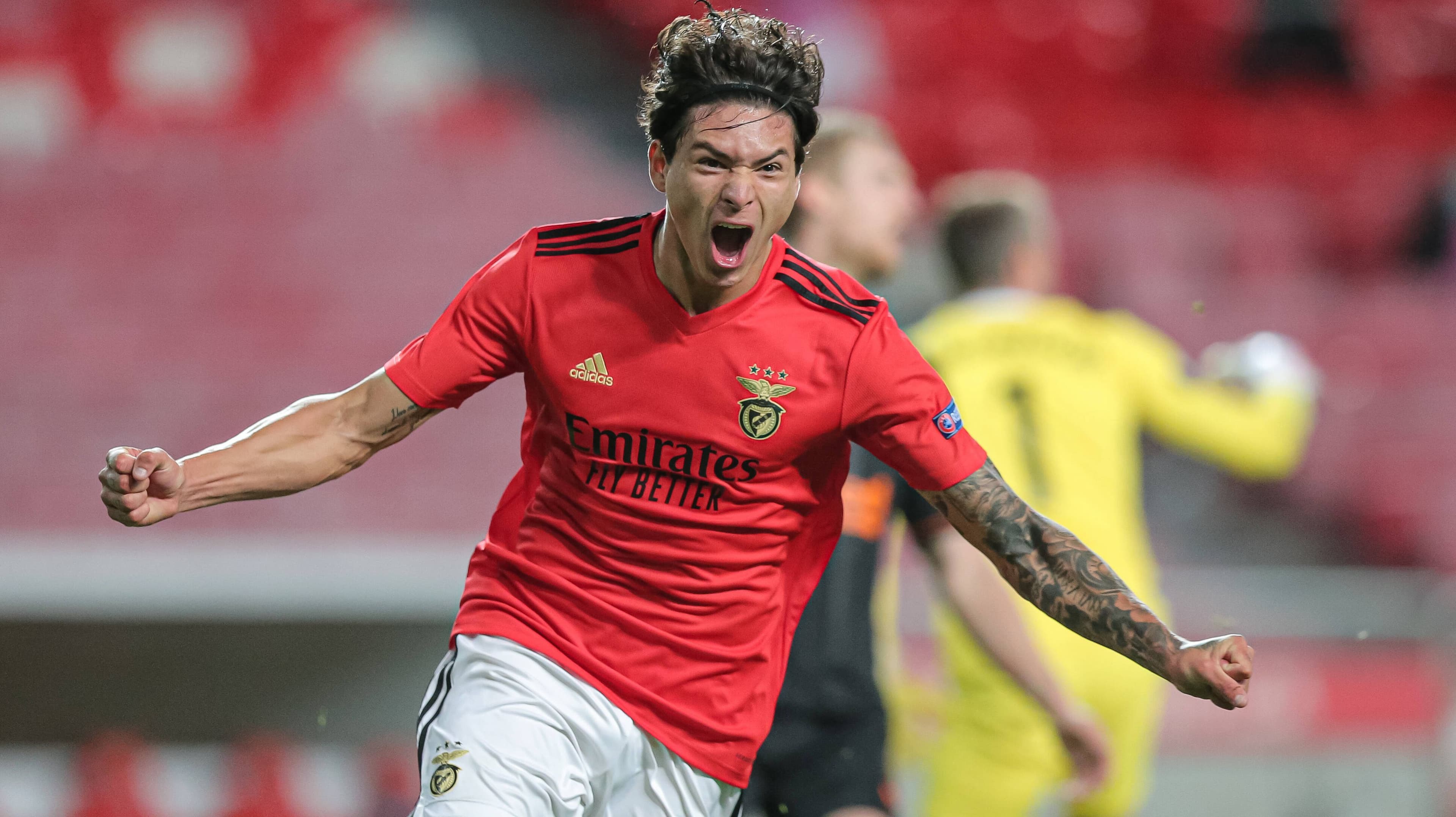 Milan shënjestron Darwin Nunez