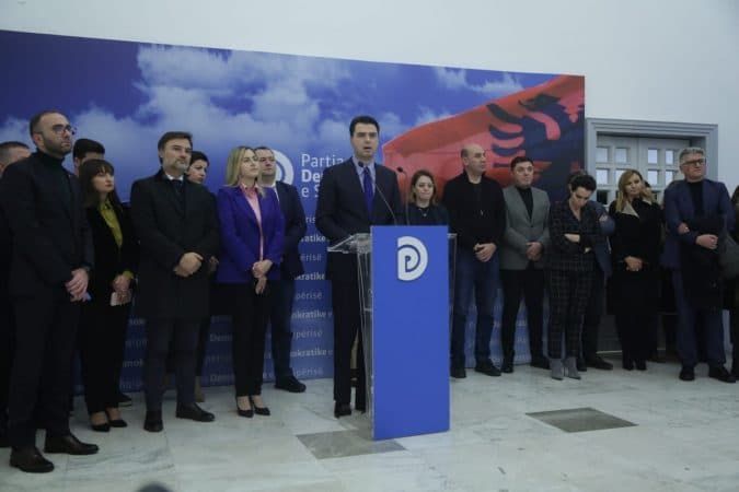 Basha: Këshilli Kombëtar mblidhet në 15.00, PD nuk do mbahet peng nga askush