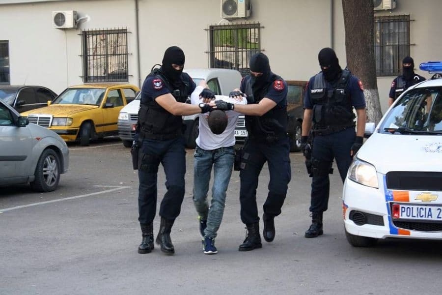 Emri/ I dënuar për prostitucion, arrestohet 27-vjeçari në Tiranë