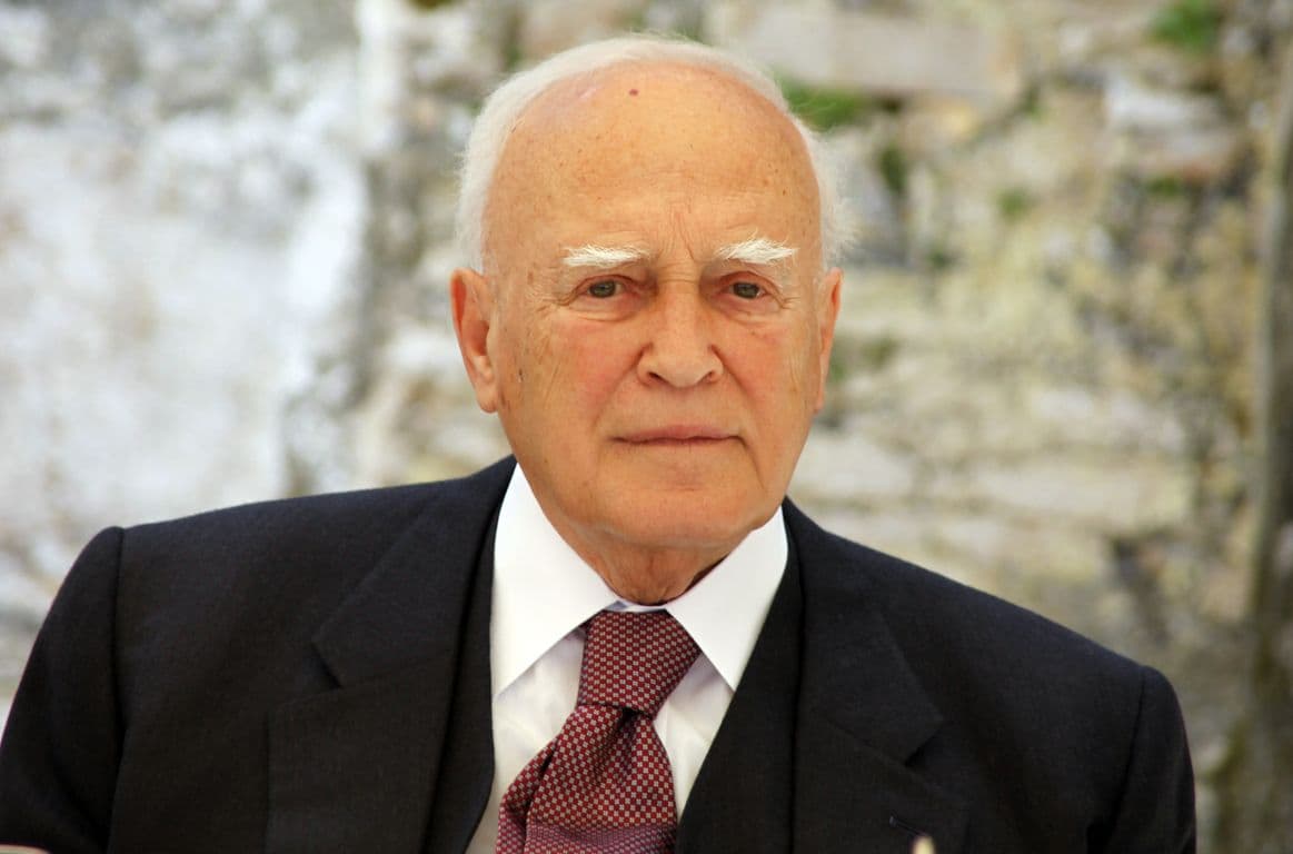Ndahet nga jeta ish-presidenti grek Karlos Papulias