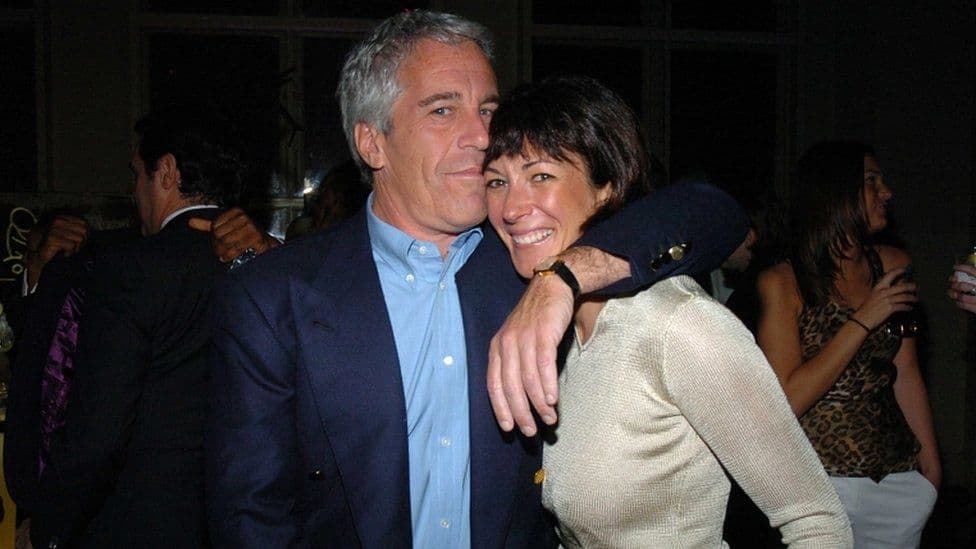 Ghislaine Maxwell fajtore, ndihmoi Jeffrey Epstein për të rekrutuar e abuzuar gra