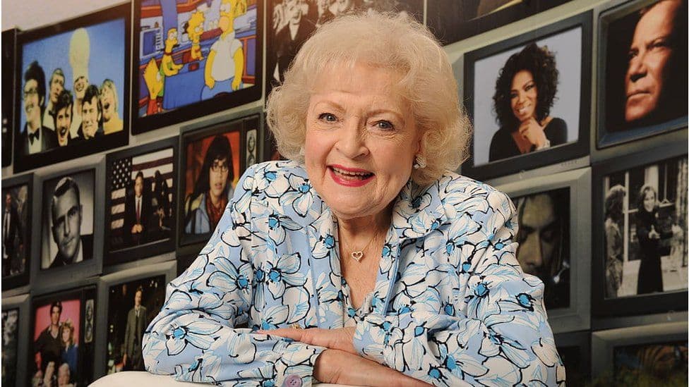 Aktorja Betty White ndahet nga jeta dy javë para 100-vjetorit