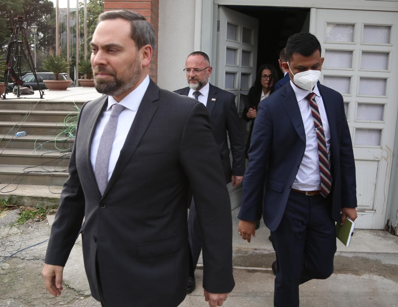 Përfundon takimi me Bashën, zëvendës ambasadori amerikan 60 minuta në selinë e PD