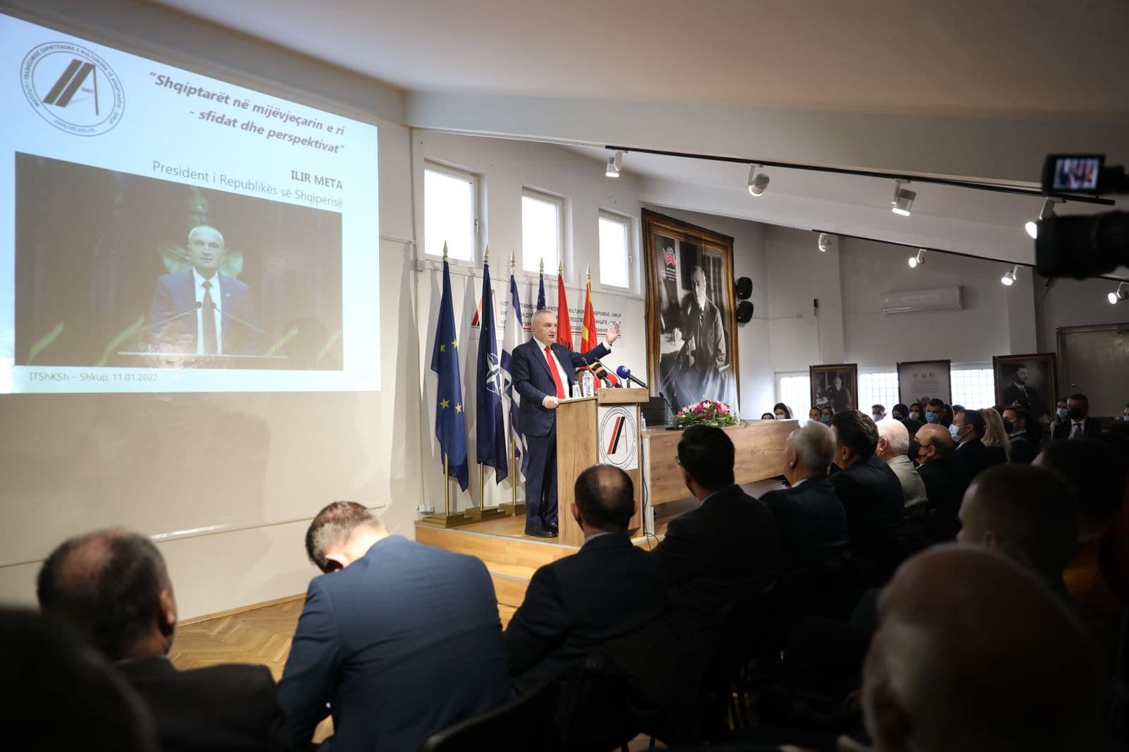 Meta: Rivizatimi i kufijve në rajon nuk është zgjidhje