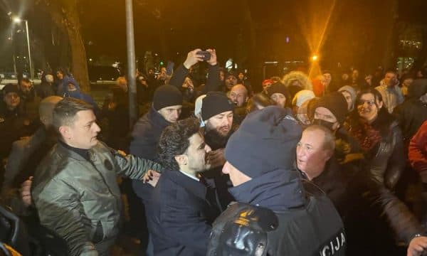 Zhvillimet politike në Mali i Zi/ Thellohet konflikti mes Krivokapiç dhe Abazoviç