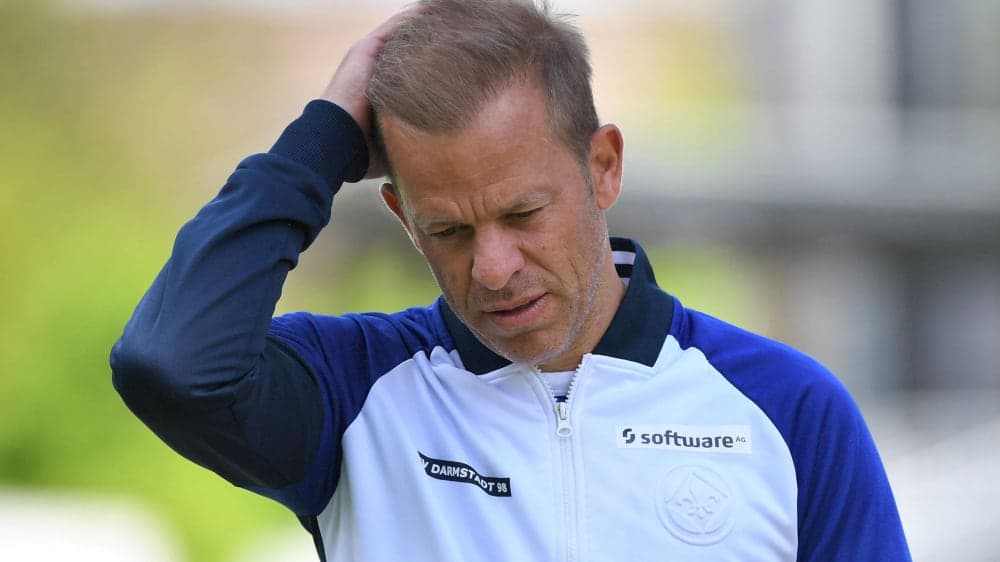 Trajneri gjerman pezullohet për 1 vit, mashtroi me certifikatën e vaksinimit