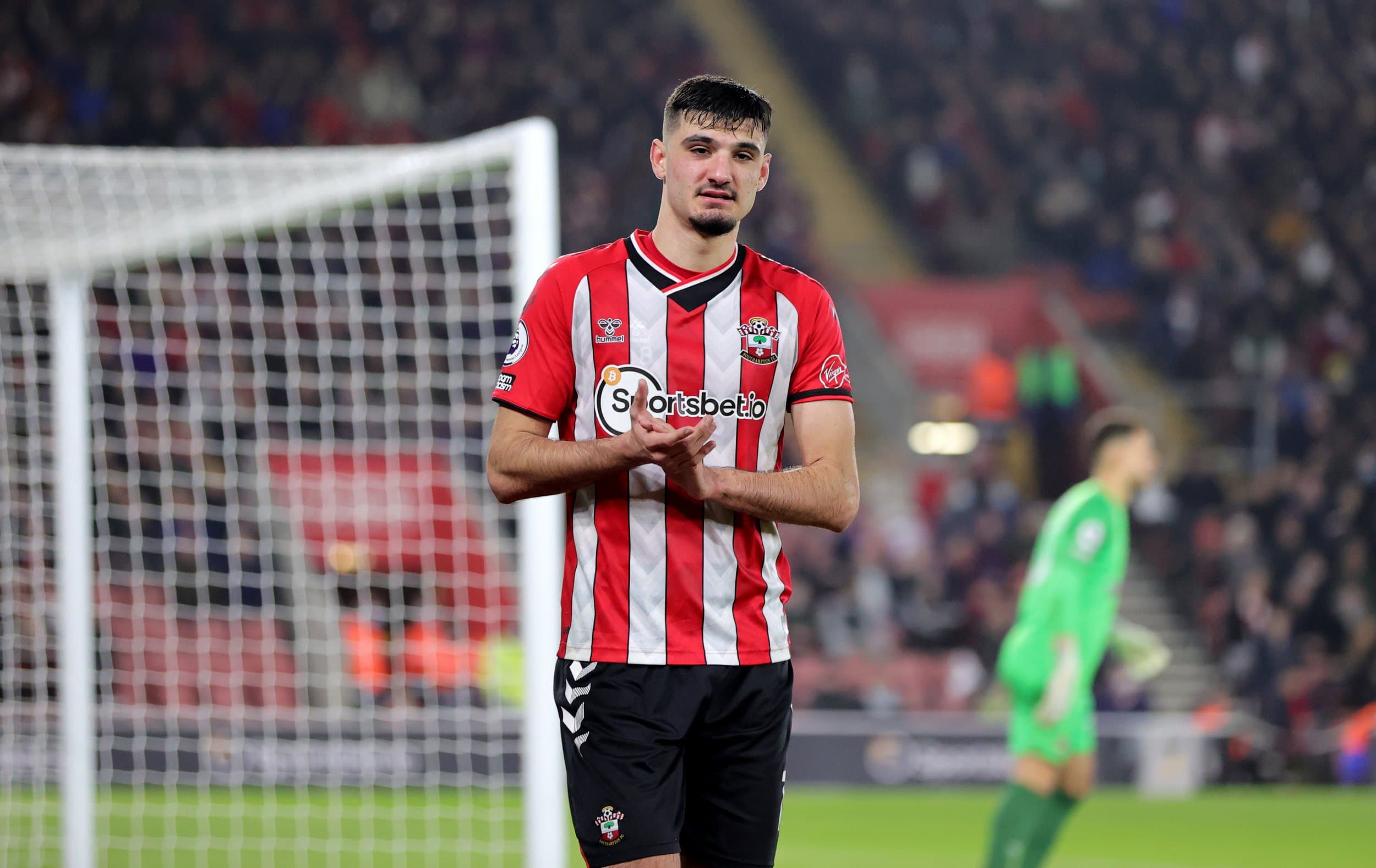 Arsenal pëlqen Brojën