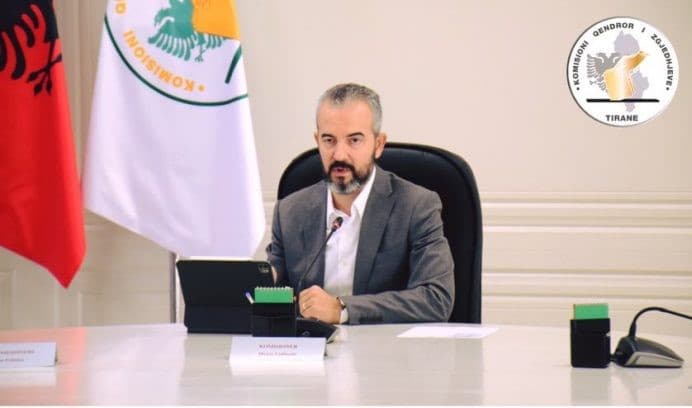 Zgjedhjet vendore të 6 marsit/ Celibashi apel qytetarëve: Verifikoni dokumentet e identitetit