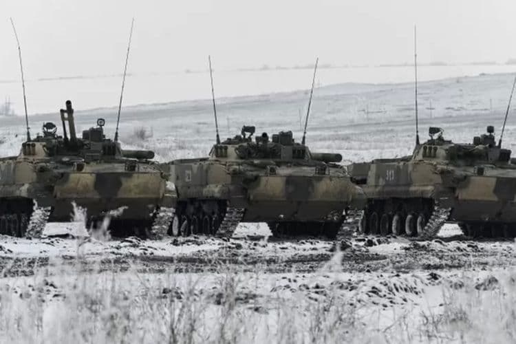 Ukraina, thirrje qytetarëve të saj në Rusi: Largohuni menjëherë