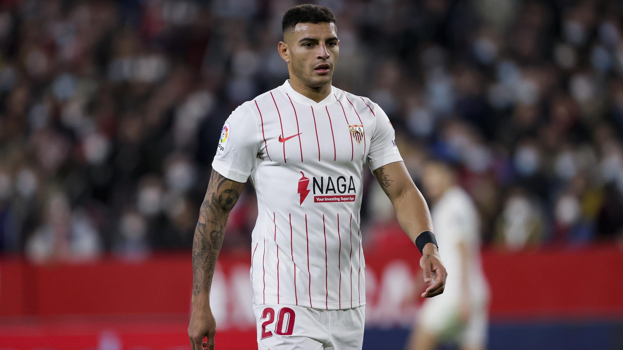 City dhe Liverpool duel për Diego Carlos