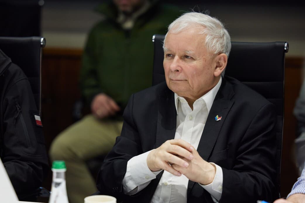 Zv.kryeministri i Polonisë bën thirrje për mision paqeruajtës në Ukrainë