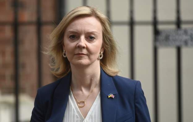 Truss: Sanksionet ruse mund të hiqen pas tërheqjes së forcave pushtuese