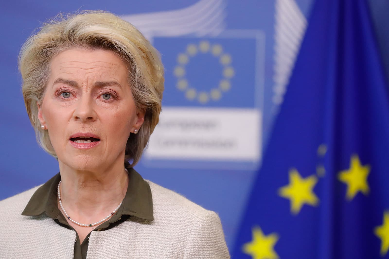 Ursula von der Leyen do të udhëtojë në Kiev për të takuar Presidentin Zelensky