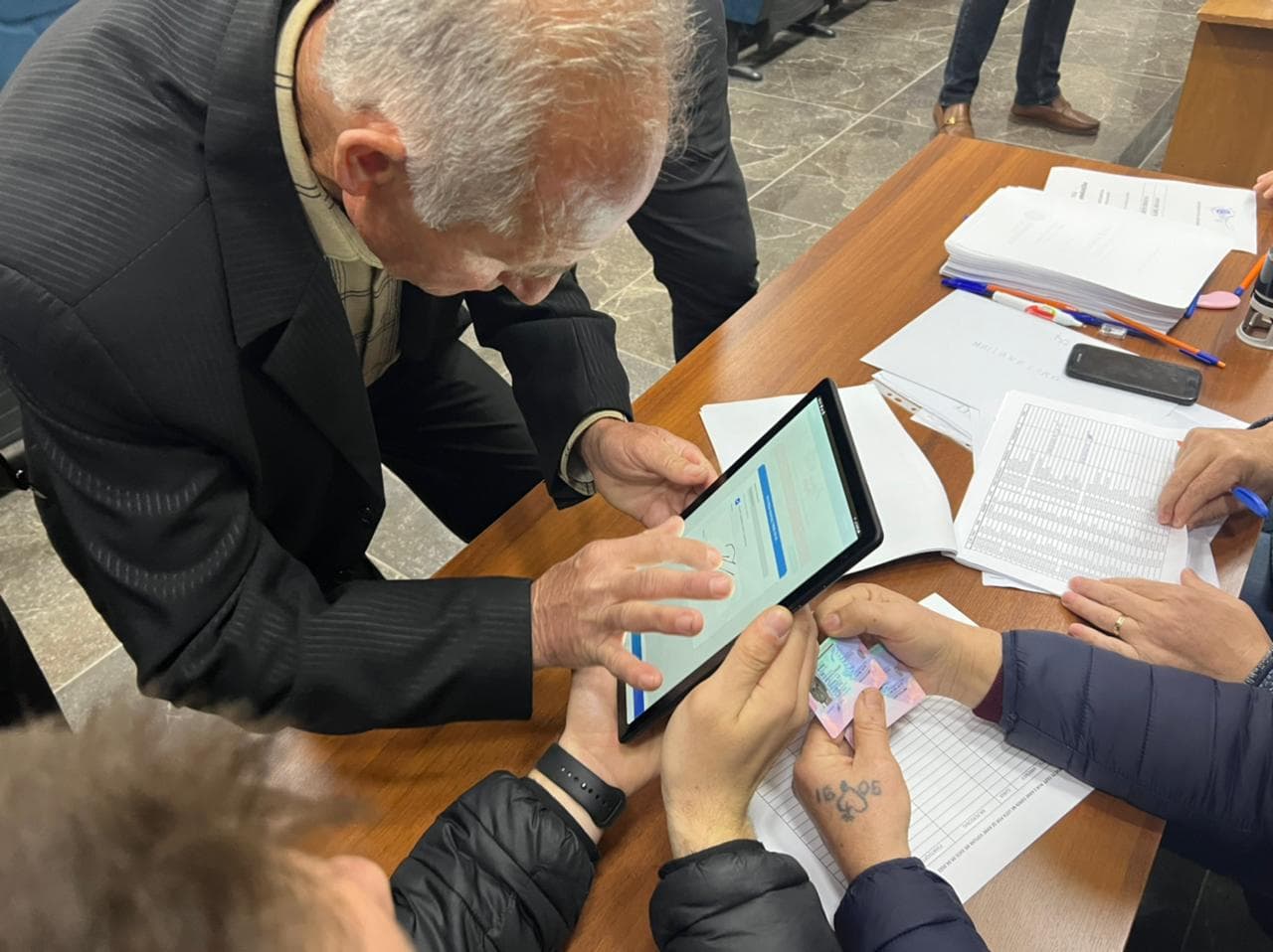 PD: Në Mallakastër, për herë të parë kryetari i ri po zgjidhet me sistem elektronik