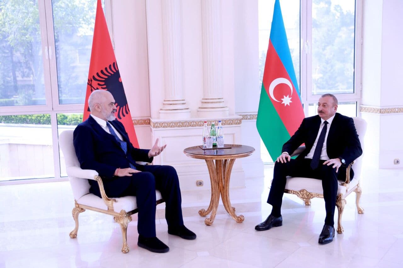 Rama takim me presidentin e Azerbajxhanit Aliyev, bisedime për investime strategjike