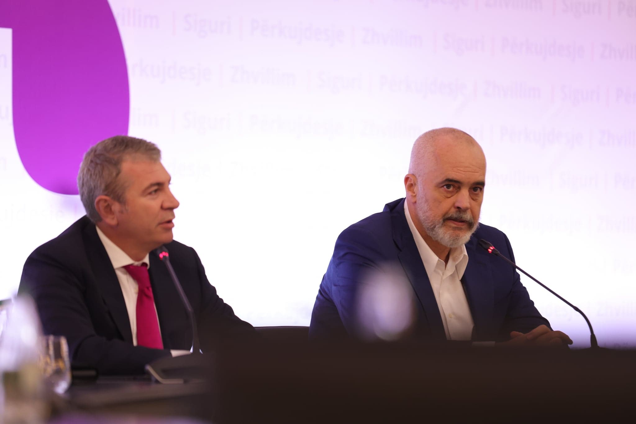 Gjiknuri: Berisha na la në duar “kufomën energjetike”, tenton të rikthehet si engjëll