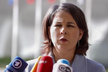 Berlini do të ndalojë importin e naftës ruse deri në fund të vitit