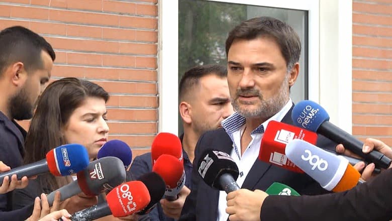 Mblidhet grupi i PD i thirrur nga Alibeaj, mungon "Rithemelimi": Është detyrë e imja të dëgjoj deputetët