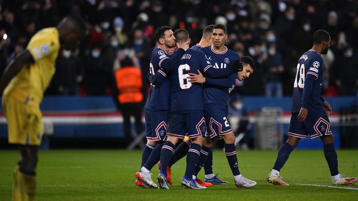 Paris St Germain nuk ndalet në merkato