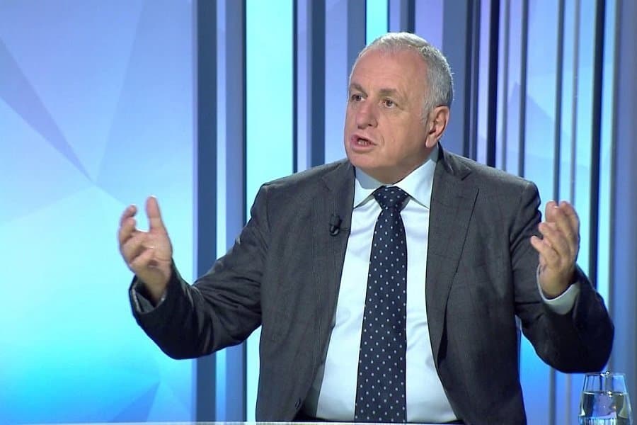 Shehu: Rama s’mund të vendosë kush deputetë do kërkojë rezoluta, së shpejti do përballet me lëvizje popullore