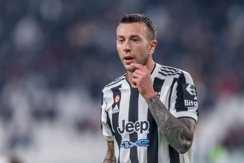 Tjetër largim te Juventusi, Bernardeschi nuk do të rinovojë