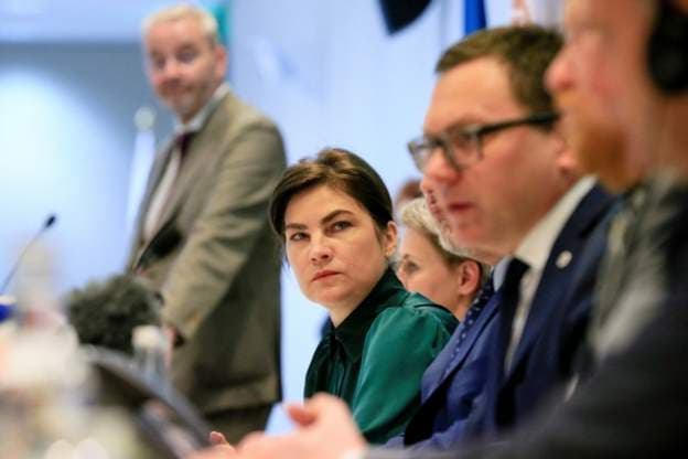 Ukraina ndjek penalisht dhjetëra rusë për krime lufte