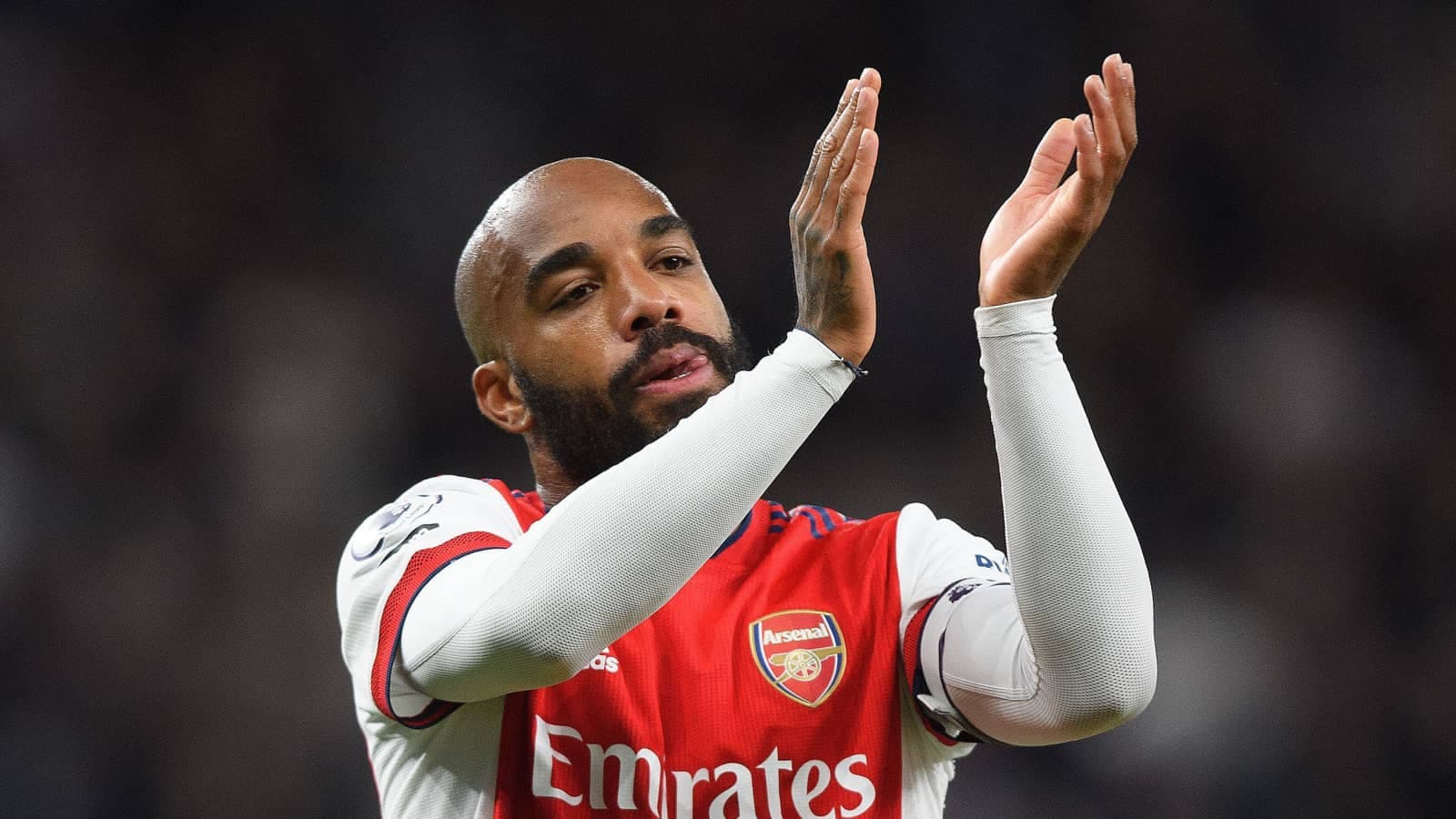 Zyrtare, Lacazette largohet nga Arsenali