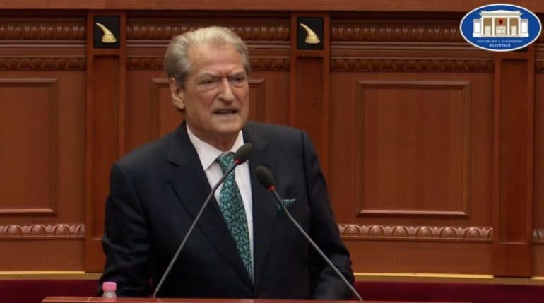Berisha reagon ashpër ndaj Ramës: Bastard i bllokmenëve hoxhist