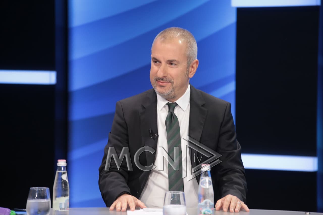 Ballkani i Hapur/ Bushati: Çdo luftë e nisur në rajon më në fund po zgjidhet me paqe dhe shtrëngim duarsh