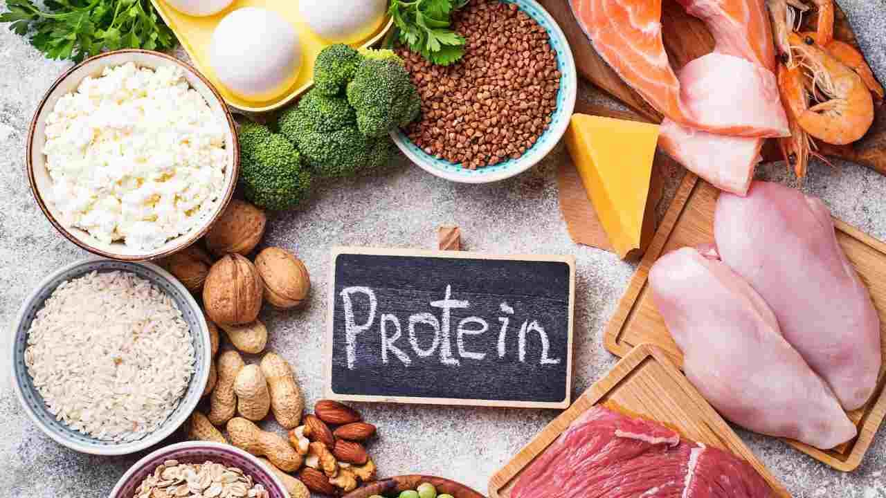 Disa shenja të dukshme që tregojnë se keni mungesë proteinash