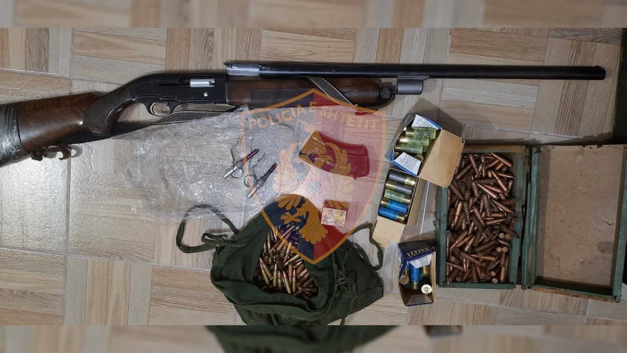 Goditet një rast i armëmbajtjes pa leje në Gjirokastër, shpallet në kërkim 41-vjeçari