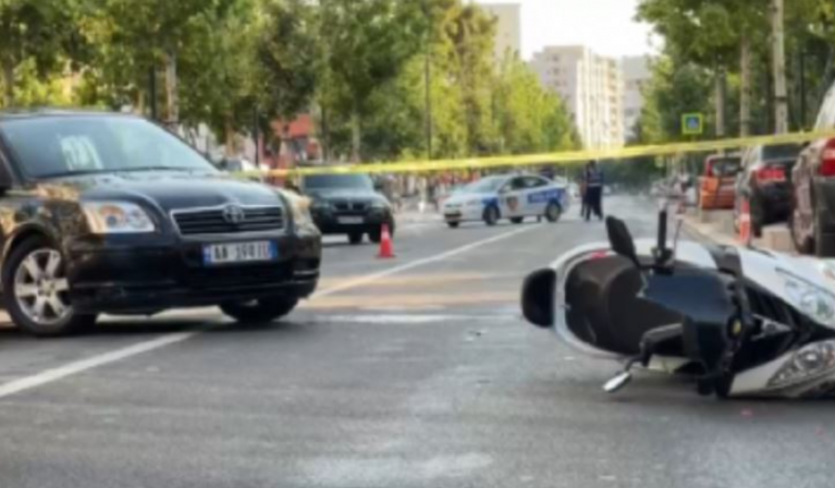 Makina përplas motorin, humb jetën 41 vjeçari në Tiranë, arrestohet shoferi