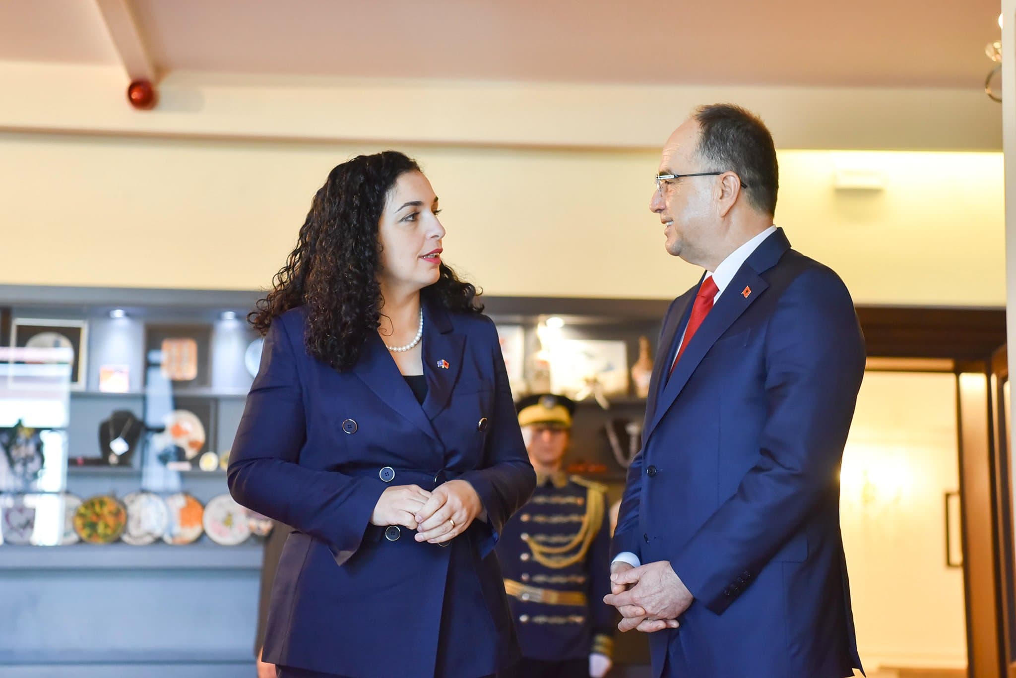 Incidenti në uzinën e Gramshit/ Osmani: Fola me president Begajn, Kosova e gatshme për çdo ndihmë të nevojshme
