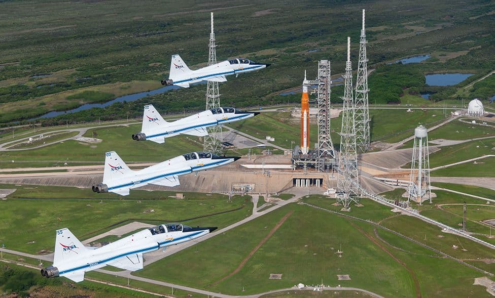 NASA nis numërimin mbrapsht, lëshohet raketa gjigante për eksplorimin e Hënës