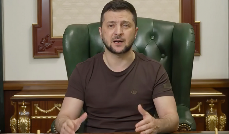 Zelensky thirrje trupave rusë: Nëse doni të mbijetoni, shkoni në shtëpi