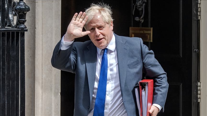 Boris Johnson largohet nga Downing Street, i shpreh mbështetjen Liz Truss-it