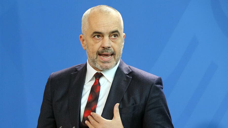 “Der Spiegel” i vë në dukje varfërinë në Shqipëri, Rama: Nuk vdes njeri për bukë!