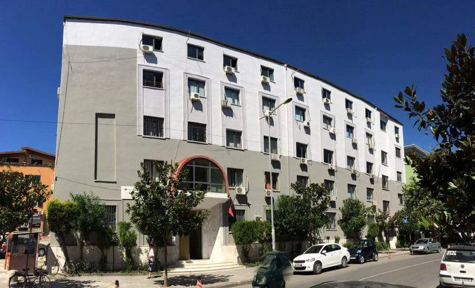 Durrës/ Gjykata vë nën sekuestro pasuritë e të kërkuarit për trafik kokaine