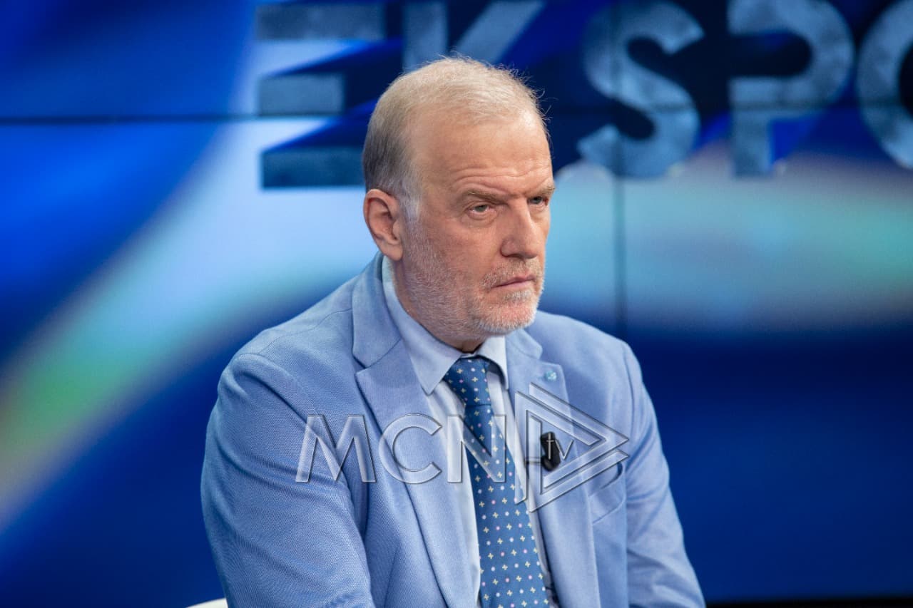 Pollo: Mbyllja e shkollës “Mehmet Akif”, me një të rënë të lapsit nga Anadolli