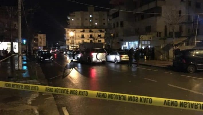 Të shtëna me armë në Vlorë? Policia nis verifikimet