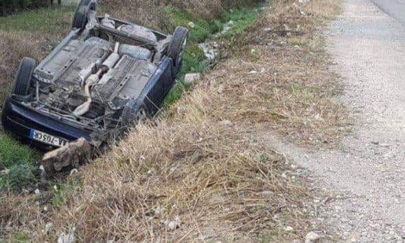 Makina del nga rruga në Pogradec, plagosen 5 persona, mes tyre dy të mitur