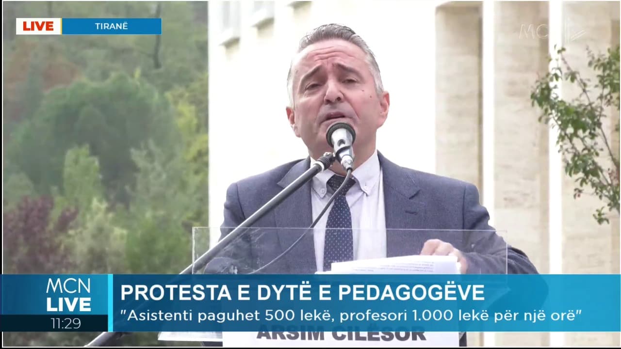 Pedagogët sërish në protestë, Kovaçi: Koha ta bëjmë Shqipërinë si Kosova, nuk pranojmë lëmoshë