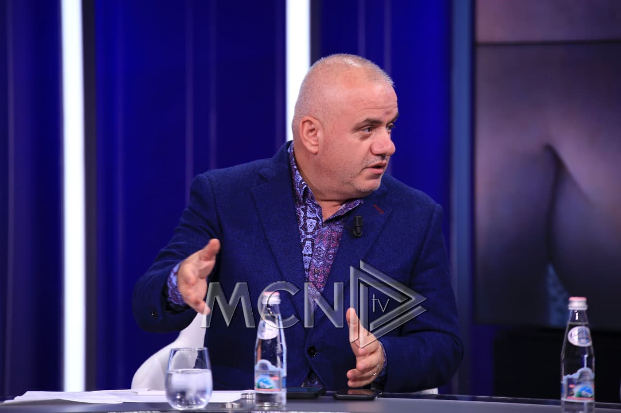 Hoxha: 1 mijë e 200 efektivë policie kanë dorëzuar dorëheqjen