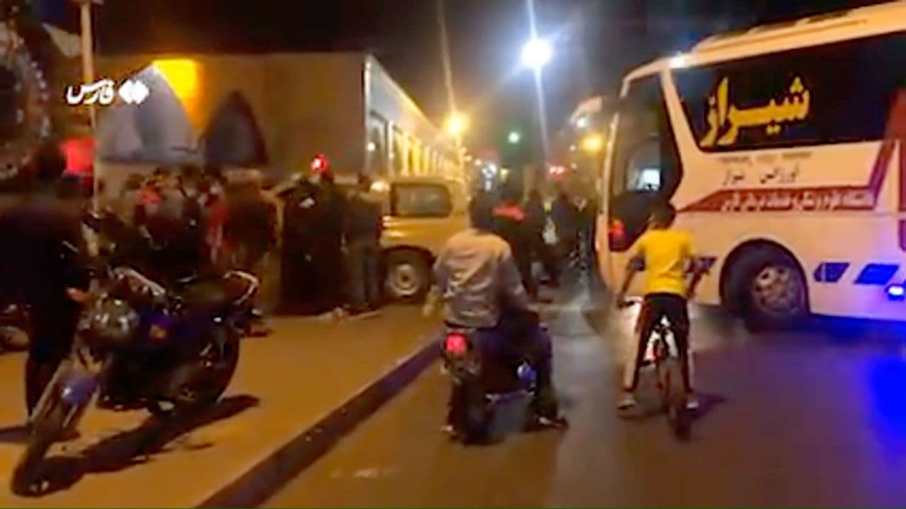 Sulm terrorist në Iranin Jugor, 15 të vdekur dhe 40 të plagosur