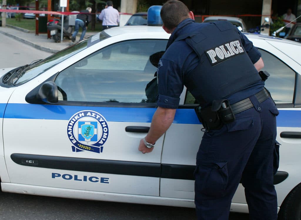 Greqi, arrestohet shqiptari që vodhi 8 ton kivi